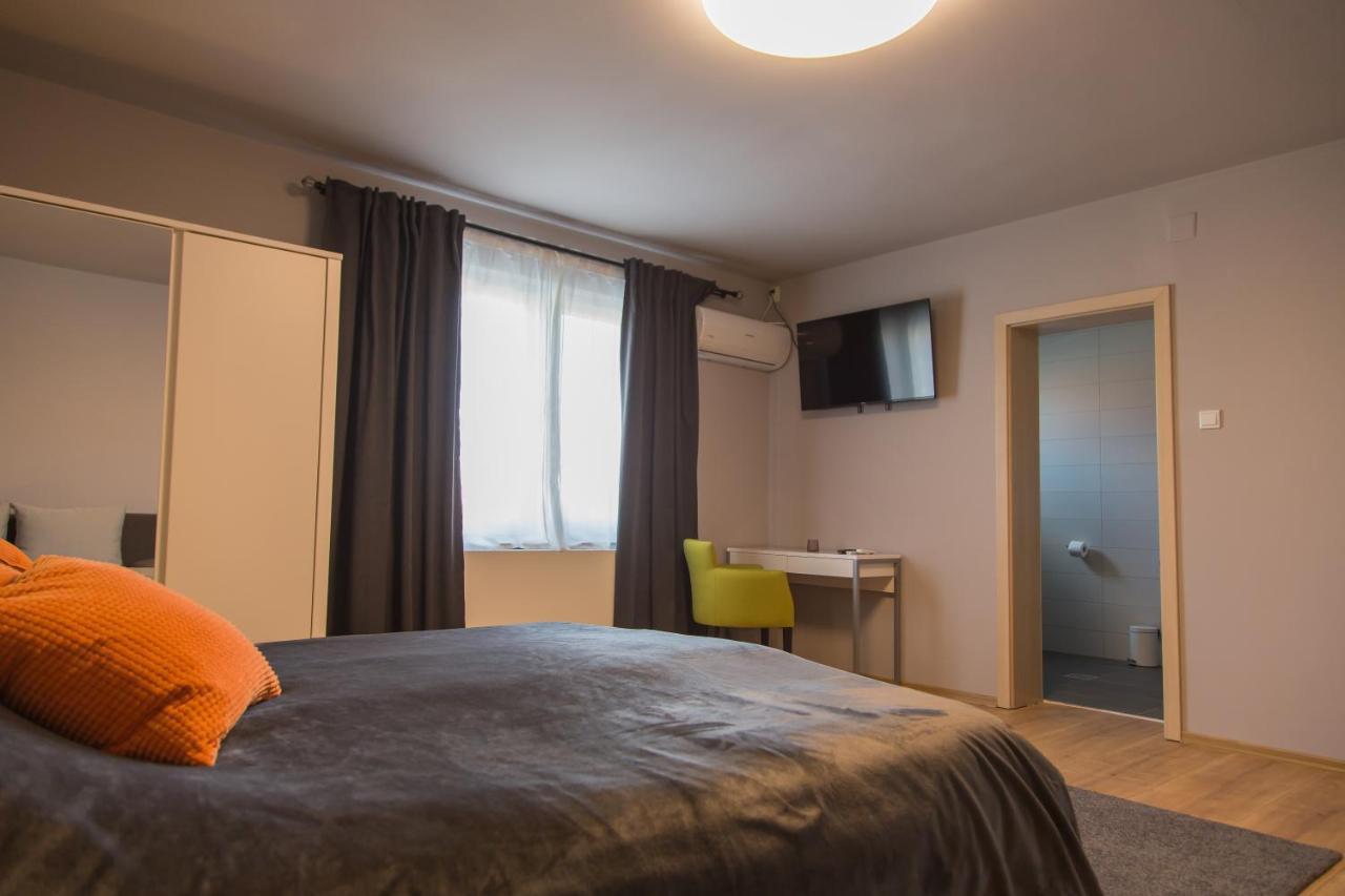 קארנאץ Holiday Home Thesaurum מראה חיצוני תמונה