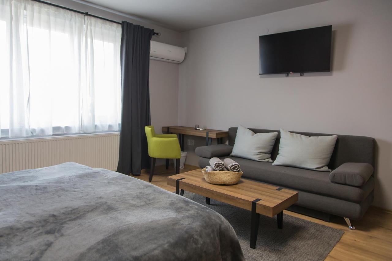 קארנאץ Holiday Home Thesaurum מראה חיצוני תמונה