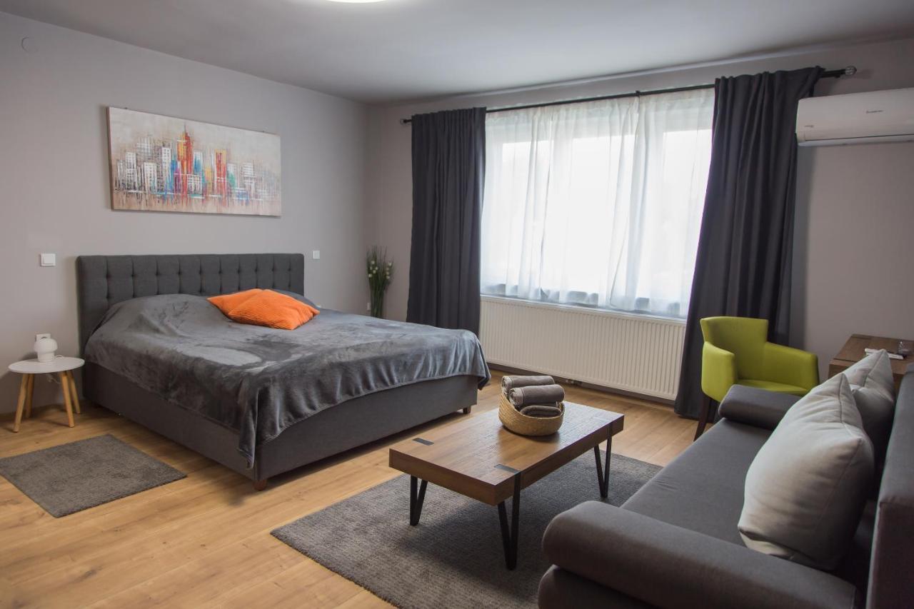 קארנאץ Holiday Home Thesaurum מראה חיצוני תמונה