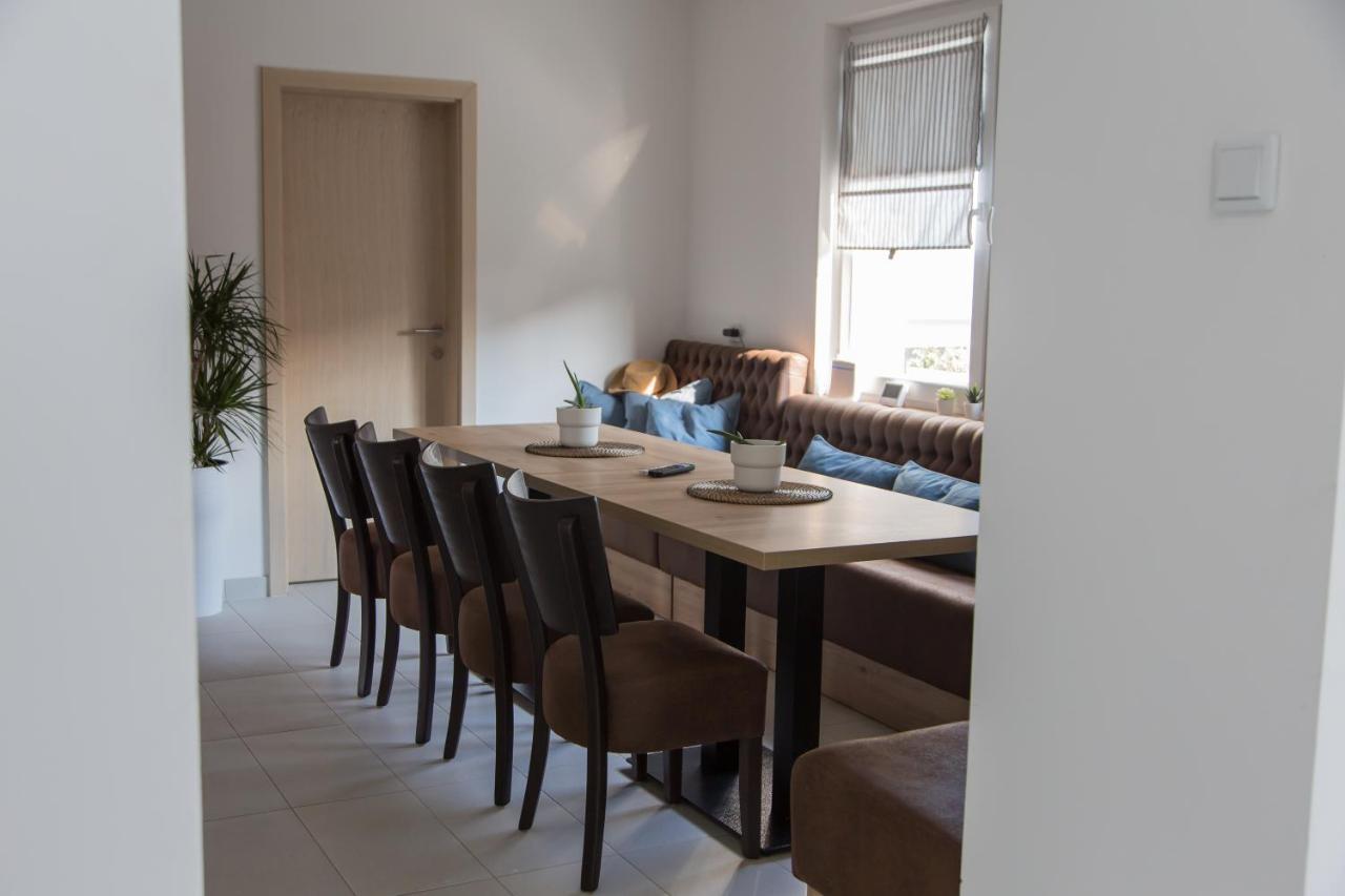 קארנאץ Holiday Home Thesaurum מראה חיצוני תמונה